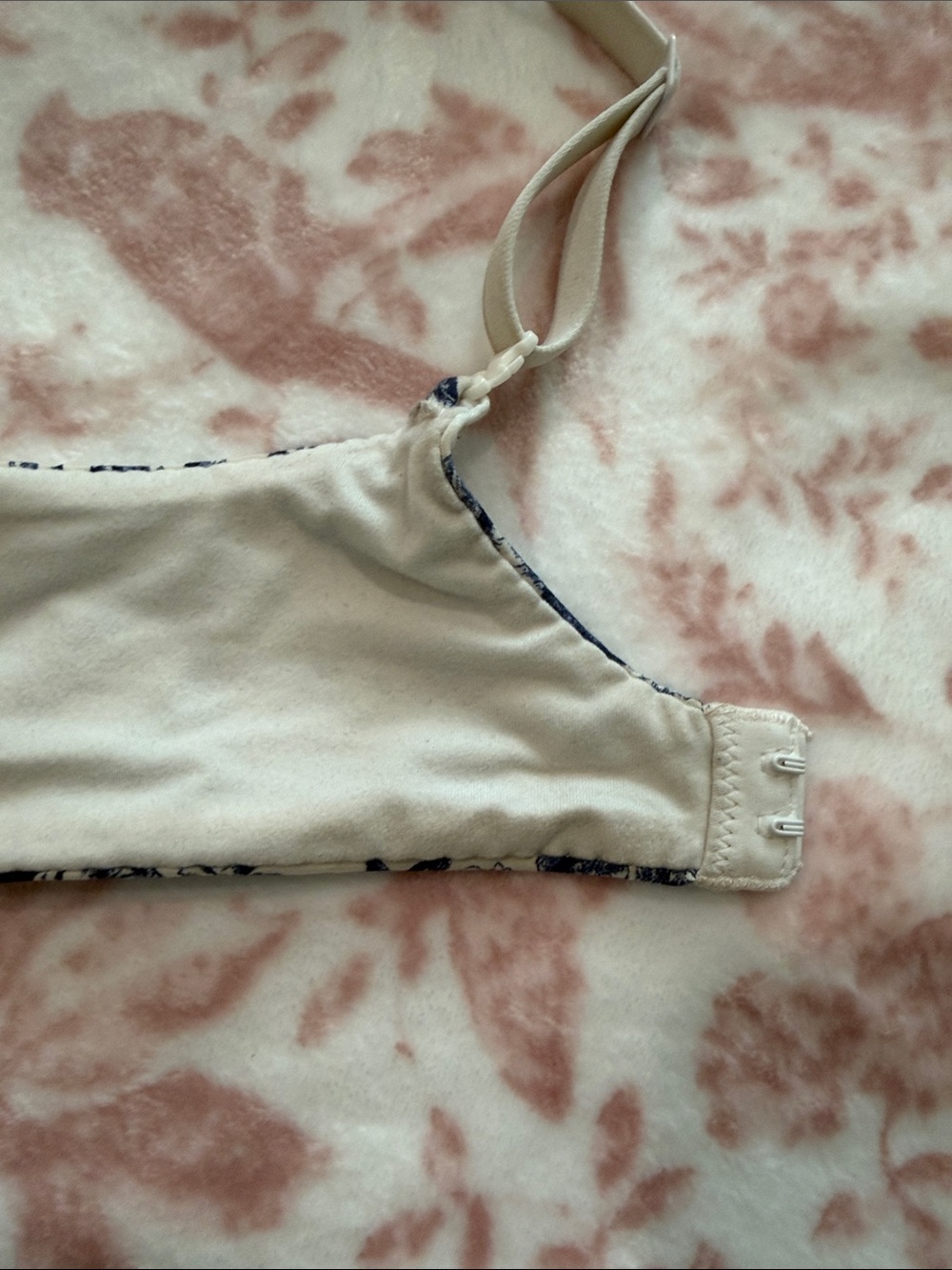 Victoria's Secret Blue Floral & Nude T-Shirt Bra Duo - Picture 8 of 8